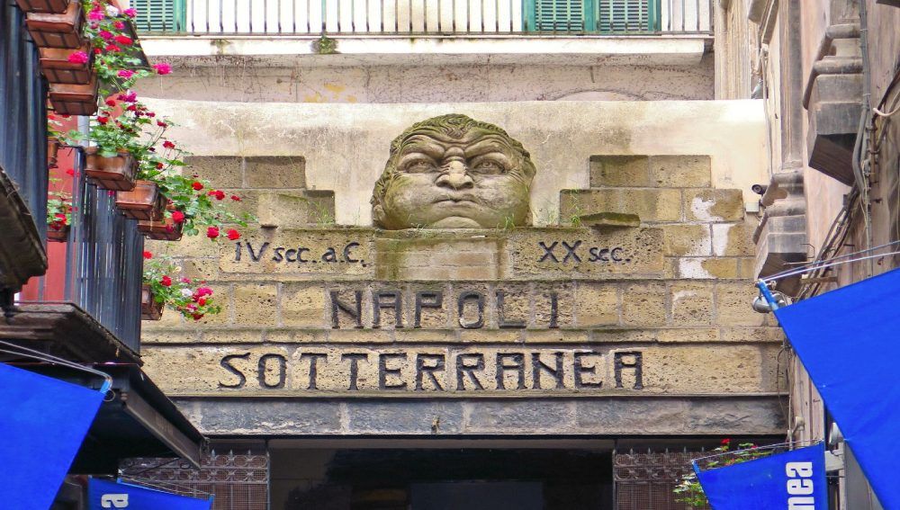 NAPOLI SOTTERRANEA 1.jpg